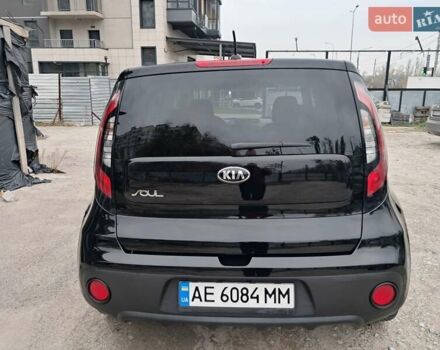 Черный Киа Soul, объемом двигателя 1.59 л и пробегом 183 тыс. км за 9800 $, фото 3 на Automoto.ua