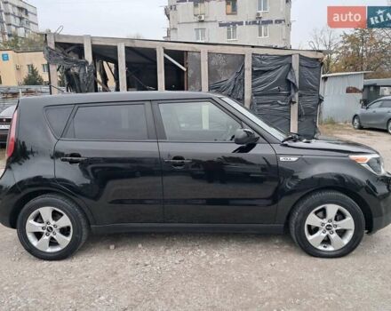 Черный Киа Soul, объемом двигателя 1.59 л и пробегом 183 тыс. км за 9800 $, фото 1 на Automoto.ua