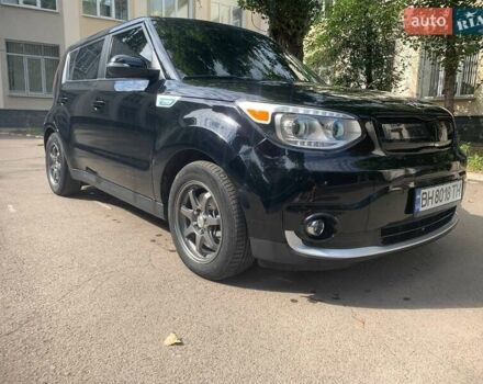 Чорний Кіа Soul, об'ємом двигуна 0 л та пробігом 98 тис. км за 11000 $, фото 4 на Automoto.ua