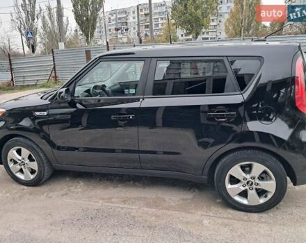 Черный Киа Soul, объемом двигателя 1.59 л и пробегом 183 тыс. км за 9800 $, фото 6 на Automoto.ua