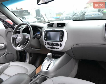Чорний Кіа Soul, об'ємом двигуна 0 л та пробігом 114 тис. км за 7500 $, фото 21 на Automoto.ua