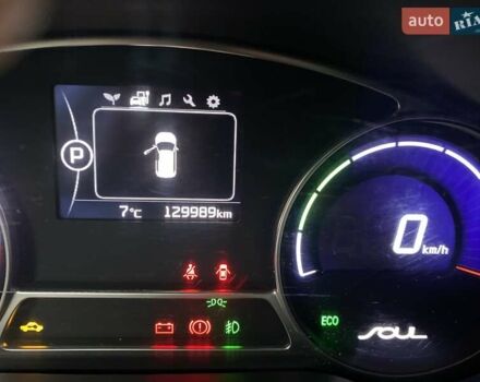 Черный Киа Soul, объемом двигателя 0 л и пробегом 130 тыс. км за 6099 $, фото 12 на Automoto.ua
