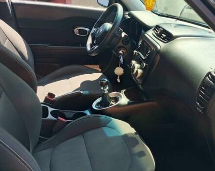 Чорний Кіа Soul, об'ємом двигуна 1.59 л та пробігом 175 тис. км за 8150 $, фото 3 на Automoto.ua
