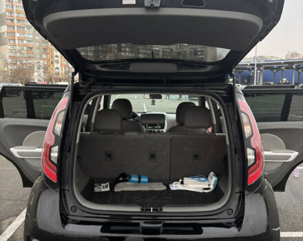 Черный Киа Soul, объемом двигателя 0 л и пробегом 100 тыс. км за 9100 $, фото 35 на Automoto.ua