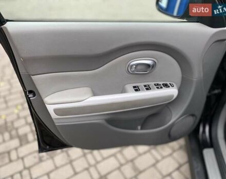 Черный Киа Soul, объемом двигателя 0 л и пробегом 130 тыс. км за 6099 $, фото 9 на Automoto.ua