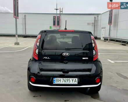 Черный Киа Soul, объемом двигателя 0 л и пробегом 127 тыс. км за 10700 $, фото 9 на Automoto.ua
