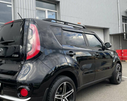 Черный Киа Soul, объемом двигателя 0 л и пробегом 87 тыс. км за 10700 $, фото 6 на Automoto.ua