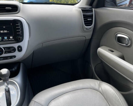 Черный Киа Soul, объемом двигателя 0 л и пробегом 110 тыс. км за 9500 $, фото 19 на Automoto.ua
