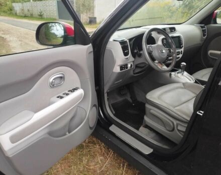 Черный Киа Soul, объемом двигателя 0 л и пробегом 168 тыс. км за 6700 $, фото 4 на Automoto.ua