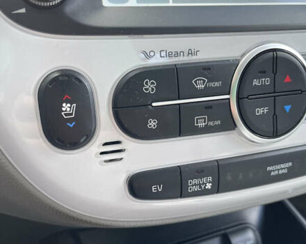 Черный Киа Soul, объемом двигателя 0 л и пробегом 110 тыс. км за 9500 $, фото 22 на Automoto.ua