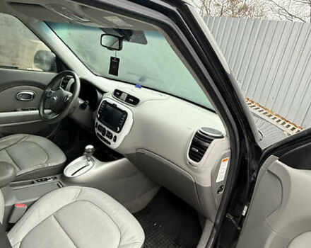 Черный Киа Soul, объемом двигателя 0 л и пробегом 140 тыс. км за 5599 $, фото 10 на Automoto.ua