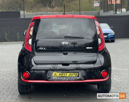 Чорний Кіа Soul, об'ємом двигуна 27 л та пробігом 133 тис. км за 9800 $, фото 4 на Automoto.ua