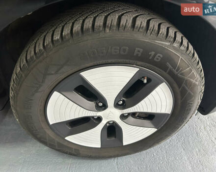 Черный Киа Soul, объемом двигателя 0 л и пробегом 95 тыс. км за 6999 $, фото 4 на Automoto.ua
