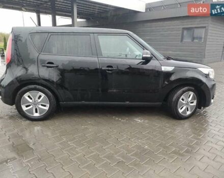 Черный Киа Soul, объемом двигателя 0 л и пробегом 110 тыс. км за 11200 $, фото 5 на Automoto.ua