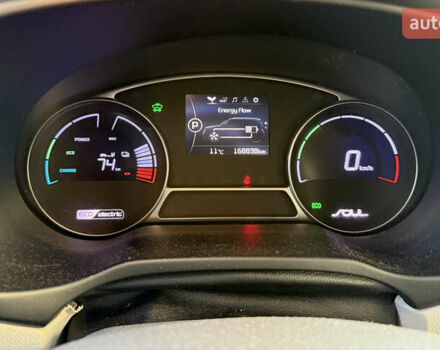 Чорний Кіа Soul, об'ємом двигуна 0 л та пробігом 168 тис. км за 9800 $, фото 8 на Automoto.ua