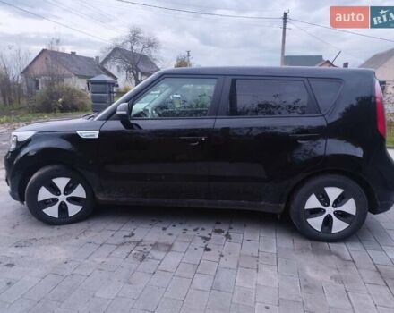 Черный Киа Soul, объемом двигателя 0 л и пробегом 118 тыс. км за 11000 $, фото 10 на Automoto.ua