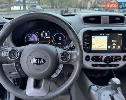 Киа Soul 2017 в Дрогобыче на Automoto.ua Черный Киа Soul, объемом двигателя 0 л и пробегом 160 тыс. км за 8500 $, фото 2 на Automoto.ua