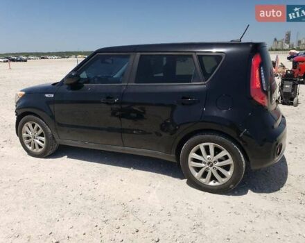 Чорний Кіа Soul, об'ємом двигуна 2 л та пробігом 105 тис. км за 2200 $, фото 1 на Automoto.ua