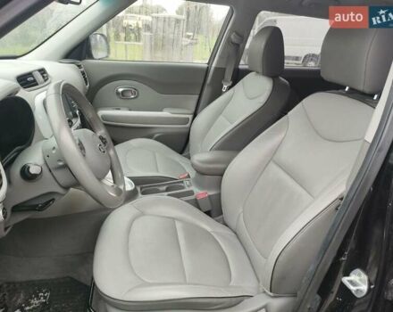 Черный Киа Soul, объемом двигателя 0 л и пробегом 110 тыс. км за 11200 $, фото 15 на Automoto.ua