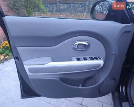 Черный Киа Soul, объемом двигателя 0 л и пробегом 118 тыс. км за 11000 $, фото 5 на Automoto.ua