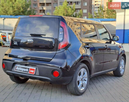 Черный Киа Soul, объемом двигателя 1.6 л и пробегом 112 тыс. км за 15990 $, фото 14 на Automoto.ua