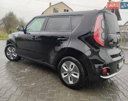 Черный Киа Soul, объемом двигателя 0 л и пробегом 110 тыс. км за 11200 $, фото 10 на Automoto.ua