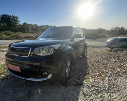 Черный Киа Soul, объемом двигателя 0 л и пробегом 73 тыс. км за 11300 $, фото 2 на Automoto.ua