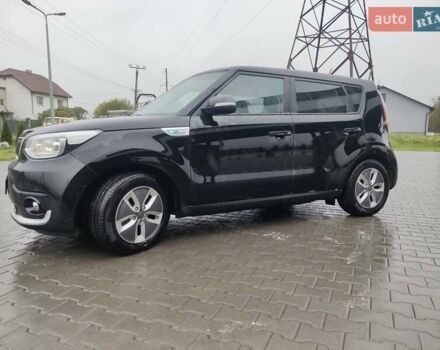 Черный Киа Soul, объемом двигателя 0 л и пробегом 110 тыс. км за 11200 $, фото 13 на Automoto.ua
