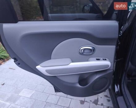 Черный Киа Soul, объемом двигателя 0 л и пробегом 118 тыс. км за 11000 $, фото 6 на Automoto.ua