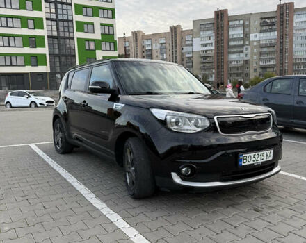 Киа Soul 2017 в Тернополе на Automoto.ua Черный Киа Soul, объемом двигателя 0 л и пробегом 152 тыс. км за 11990 $, фото 2 на Automoto.ua