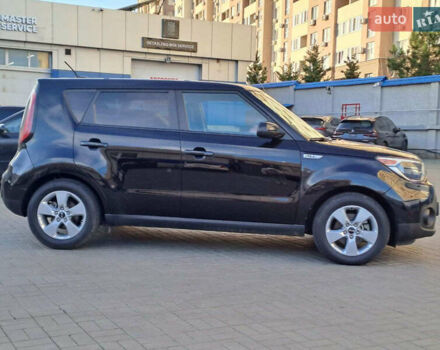 Черный Киа Soul, объемом двигателя 1.6 л и пробегом 112 тыс. км за 15990 $, фото 3 на Automoto.ua
