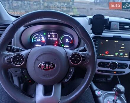 Черный Киа Soul, объемом двигателя 0 л и пробегом 118 тыс. км за 11000 $, фото 12 на Automoto.ua