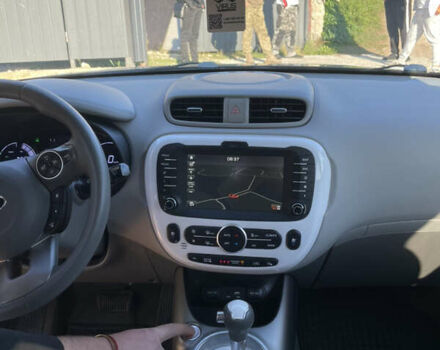 Черный Киа Soul, объемом двигателя 0 л и пробегом 73 тыс. км за 11300 $, фото 8 на Automoto.ua
