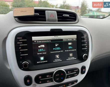 Черный Киа Soul, объемом двигателя 0 л и пробегом 131 тыс. км за 10300 $, фото 68 на Automoto.ua