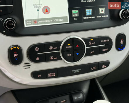 Черный Киа Soul, объемом двигателя 0 л и пробегом 131 тыс. км за 10300 $, фото 38 на Automoto.ua