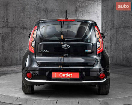 Чорний Кіа Soul, об'ємом двигуна 0 л та пробігом 110 тис. км за 10999 $, фото 40 на Automoto.ua