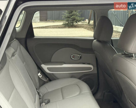Черный Киа Soul, объемом двигателя 0 л и пробегом 132 тыс. км за 10500 $, фото 68 на Automoto.ua