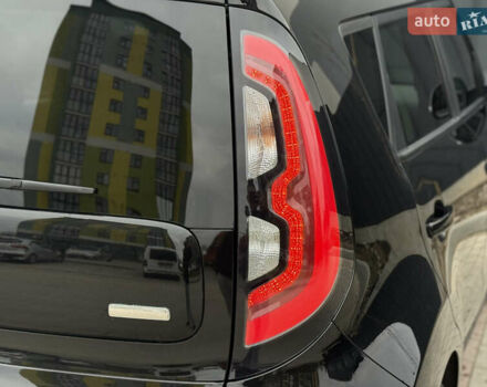 Черный Киа Soul, объемом двигателя 0 л и пробегом 132 тыс. км за 10500 $, фото 31 на Automoto.ua