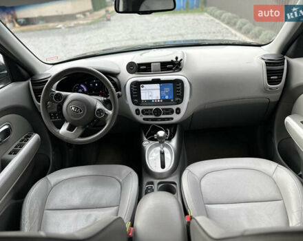 Черный Киа Soul, объемом двигателя 0 л и пробегом 98 тыс. км за 11200 $, фото 16 на Automoto.ua