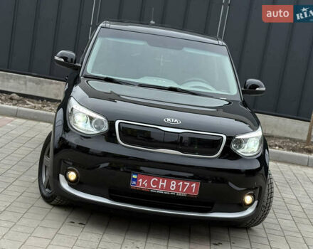 Черный Киа Soul, объемом двигателя 0 л и пробегом 132 тыс. км за 10500 $, фото 1 на Automoto.ua