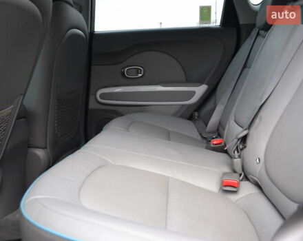 Чорний Кіа Soul, об'ємом двигуна 0 л та пробігом 111 тис. км за 10550 $, фото 16 на Automoto.ua