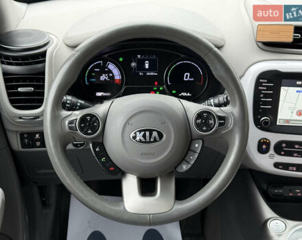 Черный Киа Soul, объемом двигателя 0 л и пробегом 131 тыс. км за 10300 $, фото 46 на Automoto.ua