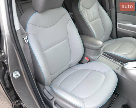 Чорний Кіа Soul, об'ємом двигуна 0 л та пробігом 111 тис. км за 10550 $, фото 23 на Automoto.ua