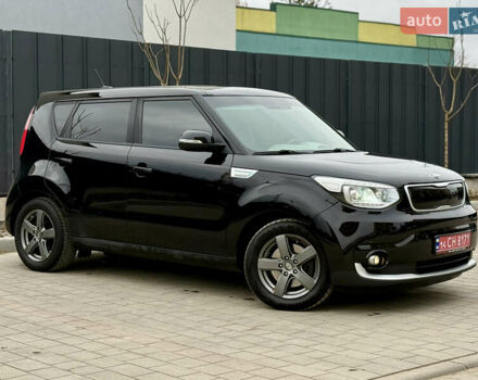 Черный Киа Soul, объемом двигателя 0 л и пробегом 132 тыс. км за 10500 $, фото 4 на Automoto.ua