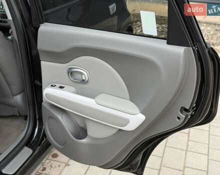 Черный Киа Soul, объемом двигателя 0 л и пробегом 132 тыс. км за 10500 $, фото 69 на Automoto.ua