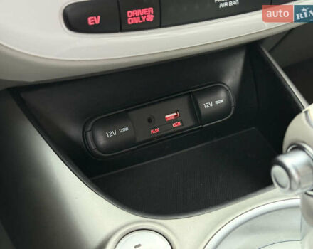 Черный Киа Soul, объемом двигателя 0 л и пробегом 132 тыс. км за 10500 $, фото 60 на Automoto.ua