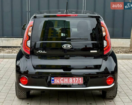 Черный Киа Soul, объемом двигателя 0 л и пробегом 132 тыс. км за 10500 $, фото 18 на Automoto.ua
