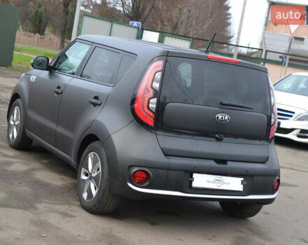 Чорний Кіа Soul, об'ємом двигуна 0 л та пробігом 111 тис. км за 10550 $, фото 9 на Automoto.ua