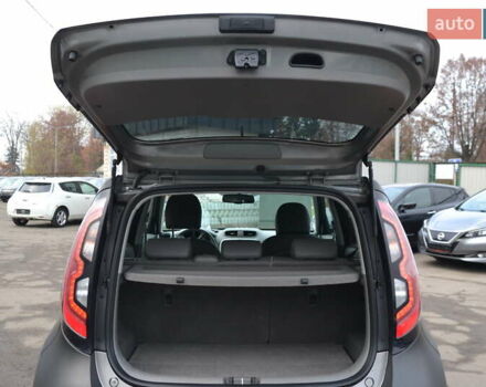 Чорний Кіа Soul, об'ємом двигуна 0 л та пробігом 111 тис. км за 10550 $, фото 18 на Automoto.ua