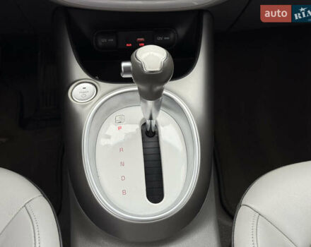 Черный Киа Soul, объемом двигателя 0 л и пробегом 132 тыс. км за 10500 $, фото 59 на Automoto.ua